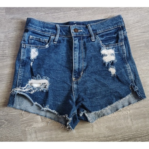 Hollister Juniors Distressed Ultra High Rise Short Short‎ Size 5 w27 *** - Picture 1 of 9